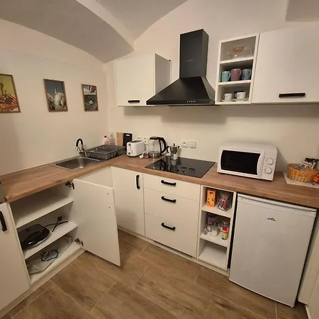 Apartma Na Palirne *